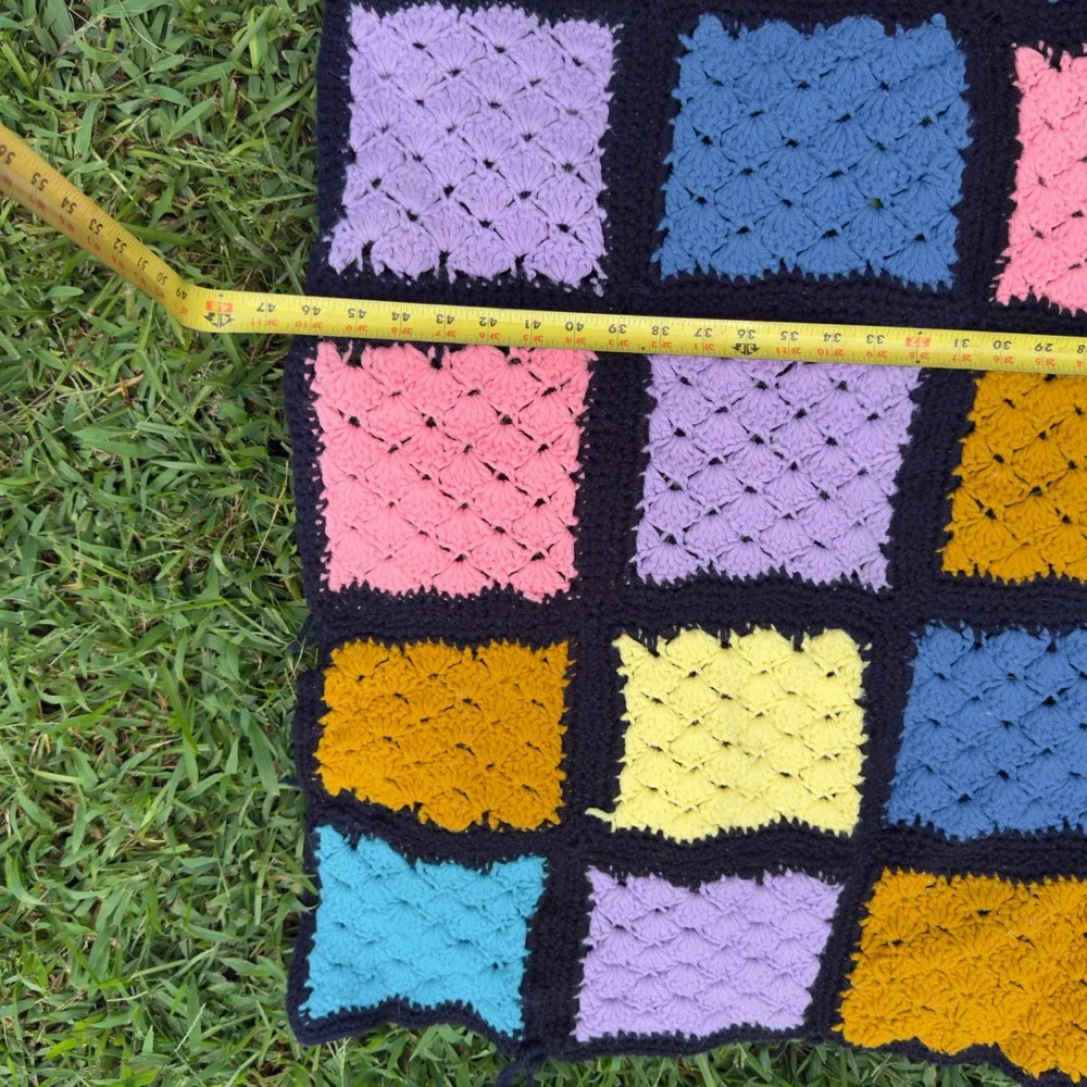 Vintage Handmade Crochet Patchwork Afghan Multi-Color Shell Stitch Throw Blanket
